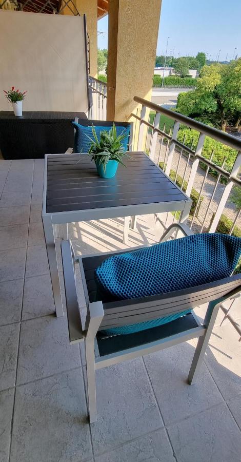 Dolce Blu Sirmione Apartment Rivoltella del Garda Luaran gambar