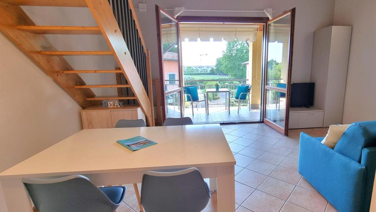 Dolce Blu Sirmione Apartment Rivoltella del Garda Luaran gambar